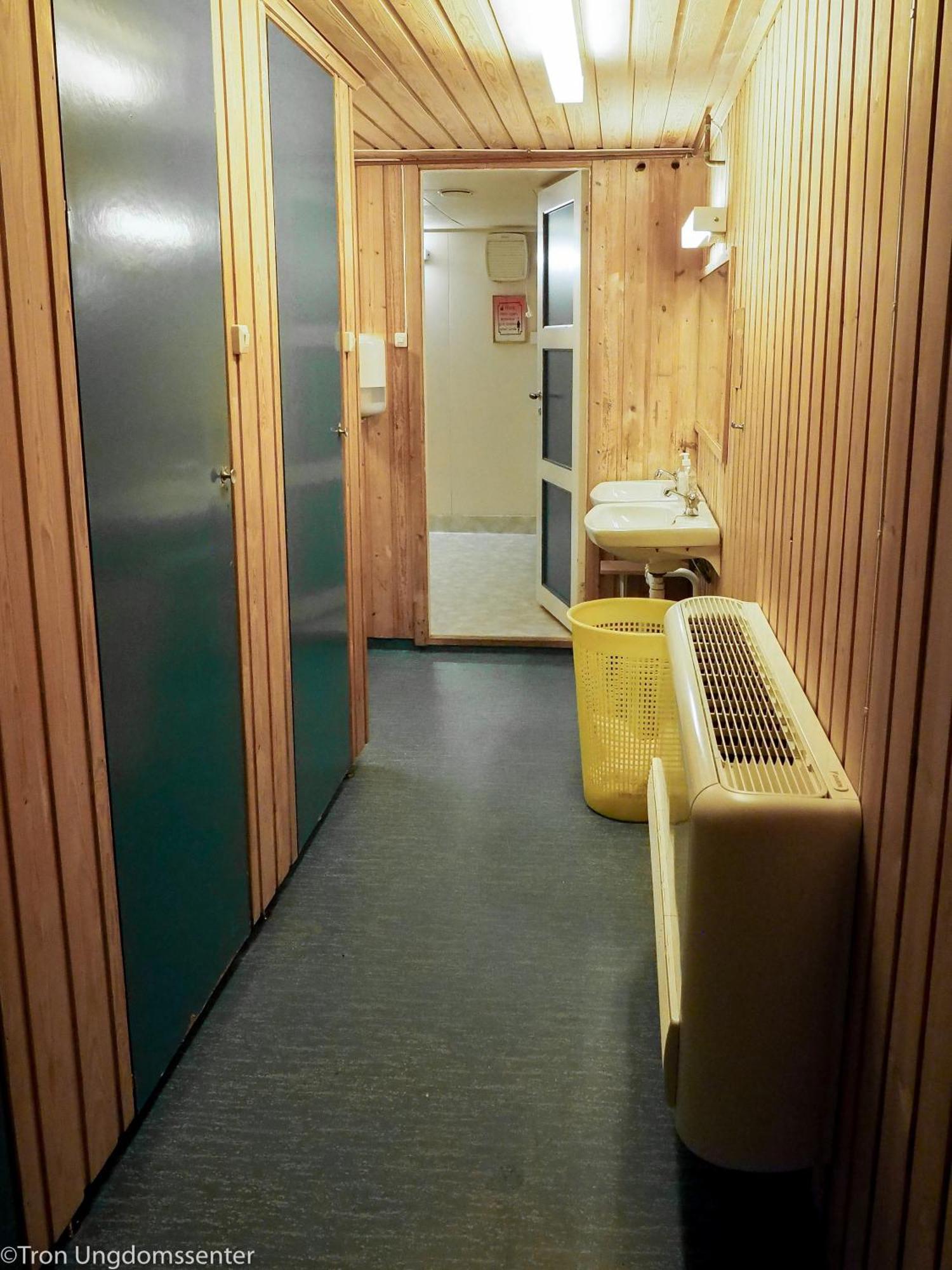 Tron Ungdomssenter Lodge *